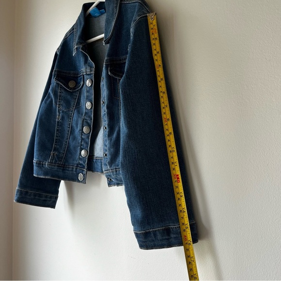 Disney Encanto Girls Denim Jacket Size 6/6X | Butterfly Floral Back Graphic Jean - Picture 8 of 11